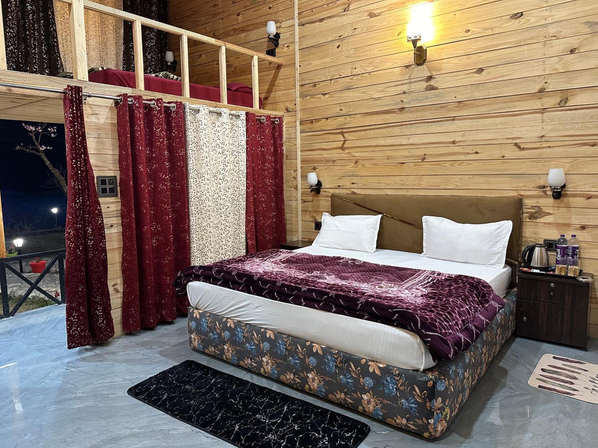 Cabana Riverside Resort - Kainchi Dham Nainital Zewnętrze zdjęcie