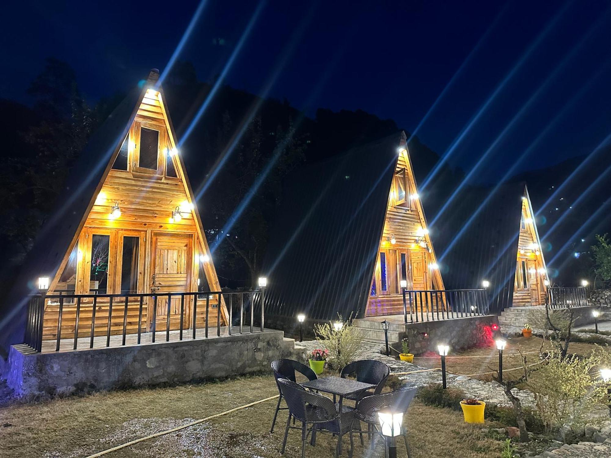 Cabana Riverside Resort - Kainchi Dham Nainital Zewnętrze zdjęcie