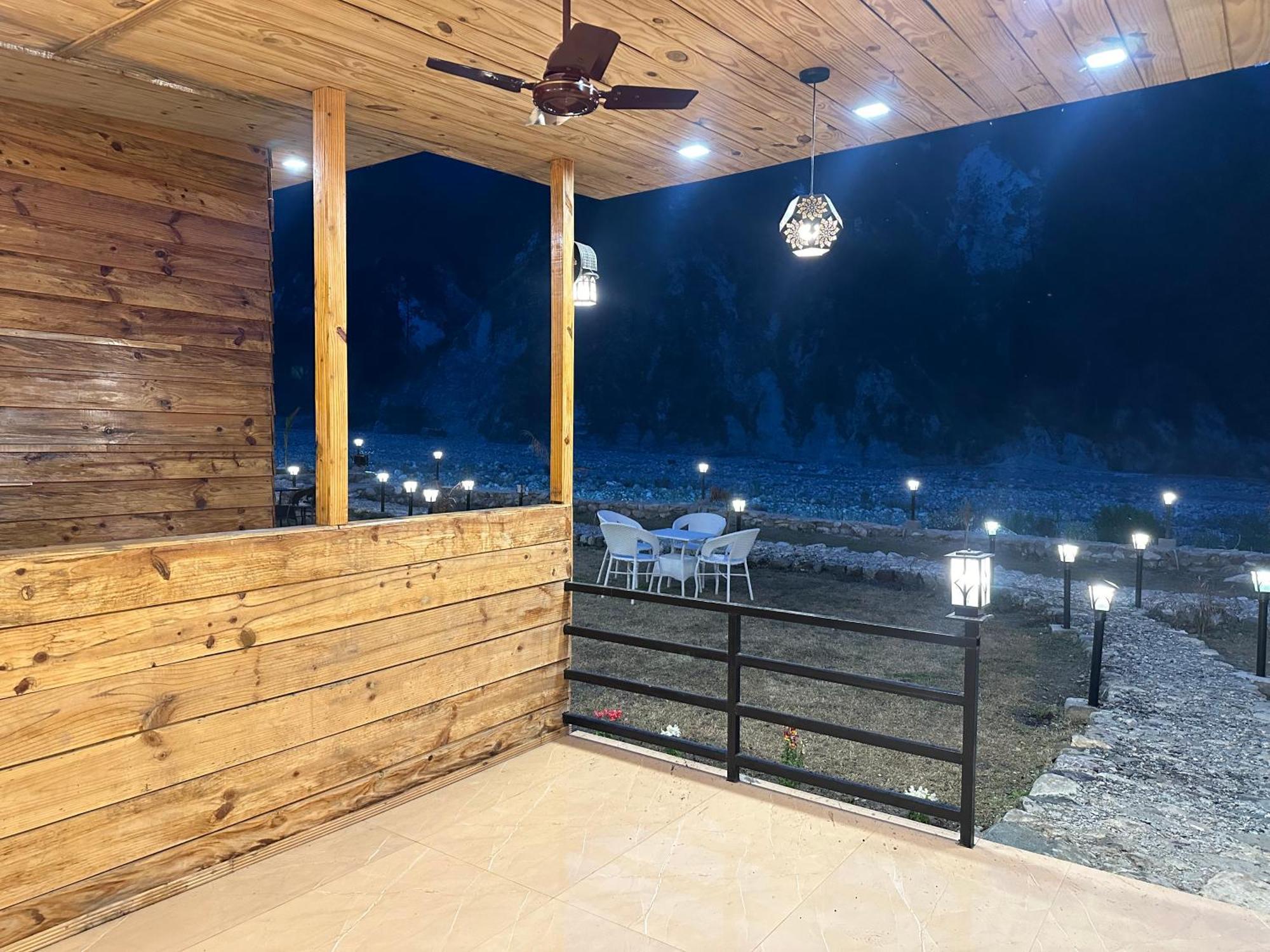 Cabana Riverside Resort - Kainchi Dham Nainital Zewnętrze zdjęcie